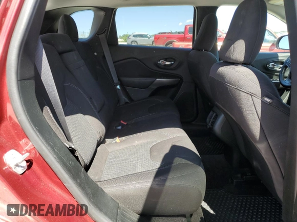 2019 Jeep Cherokee Latitude with VIN 1C4PJLCB7KD205885, listed as a Copart auction lot 58077555 with 188,034 mi miles and Salvage title. Bid and sale history available at DreamBid. Image 11.