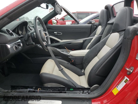 2019 Porsche 718 Boxster z VIN WP0CA2A84KS211137, wystawiony jako Copart lot #74693094 z przebiegiem Nie podano mil oraz Nie do naprawy • Non repairable. Historia ofert i sprzedaży dostępna na DreamBid. Obrazek 7.