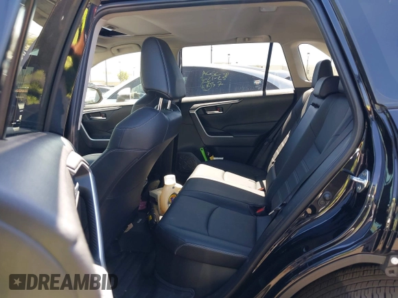 2024 Toyota RAV4 Hybrid XLE Premium with VIN JTMB6RFV0RD126685, listed as a IAAI auction lot 41870692 with 21,637 mi miles. Bid and sale history available at carsss.com. Image 8.