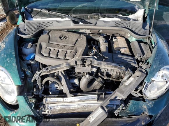 2018 Volkswagen Beetle S z VIN 3VWFD7AT7JM700755, wystawiony jako Copart lot #44312585 z przebiegiem 92 694 mil mil oraz Szkoda całkowita • Salvage title. Historia ofert i sprzedaży dostępna na DreamBid. Obrazek 12.