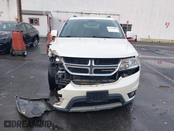 2014 Dodge Journey SXT with VIN 3C4PDCBGXET182430, listed as a IAAI auction lot 41599489 with 143,889 mi miles. Bid and sale history available at carsss.com. Image 12.