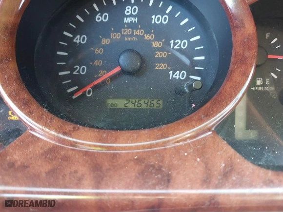 2006 Toyota Highlander w/3rd Row with VIN JTEDP21A360108181, listed as a IAAI auction lot 41526276 with 246,465 mi miles. Bid and sale history available at carsss.com. Image 7.