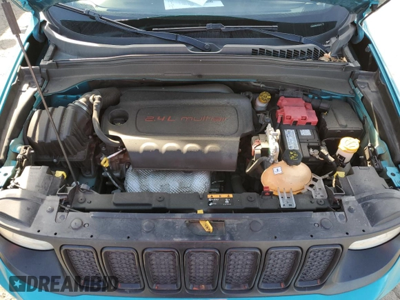 2020 Jeep Renegade Altitude with VIN ZACNJABB0LPL99236, listed as a Copart auction lot 44825675 with 83,809 mi miles and Salvage Title. Bid and sale history available at DreamBid. Image 11.