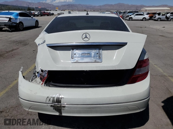2008 Mercedes-Benz C 300 Sport z VIN WDDGF54X68R013950, wystawiony jako Copart lot #53388265 z przebiegiem 171 032 mil mil oraz Szkoda całkowita • Salvage title. Historia ofert i sprzedaży dostępna na DreamBid. Obrazek 6.