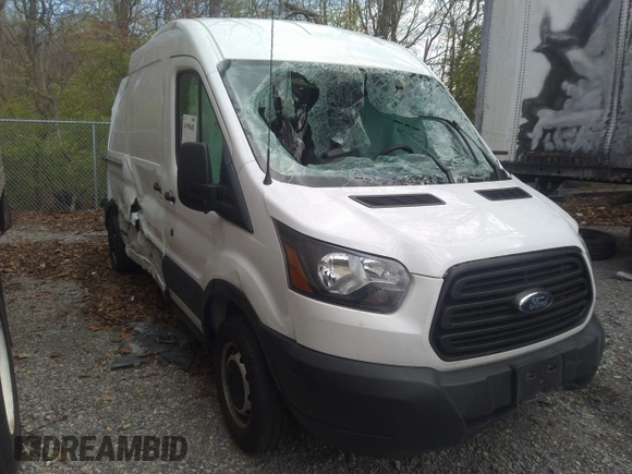 2019 Ford Transit with VIN 1FTYR2CM9KKA81722, listed as a IAAI auction lot 41990481 with 101,540 mi miles. Bid and sale history available at carsss.com. Image 1.