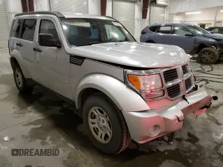 2011 Dodge Nitro SE z VIN 1D4PU2GK4BW506939, wystawiony jako Copart lot #80784344 z przebiegiem 194 357 mil mil oraz Szkoda całkowita • Salvage title. Historia ofert i sprzedaży dostępna na DreamBid. Obrazek 4.