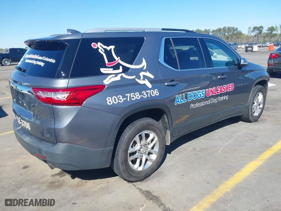 2018 Chevrolet Traverse LT Cloth with VIN 1GNEVGKW7JJ215007, listed as a IAAI auction lot 41848551 with 108,467 mi miles. Bid and sale history available at carsss.com. Image 4.