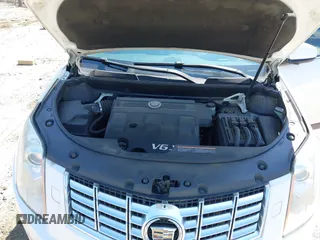 2013 Cadillac SRX Performance Collection with VIN 3GYFNDE34DS530275, listed as a IAAI auction lot 42148040 with 244,929 mi miles. Bid and sale history available at carsss.com. Image 10.