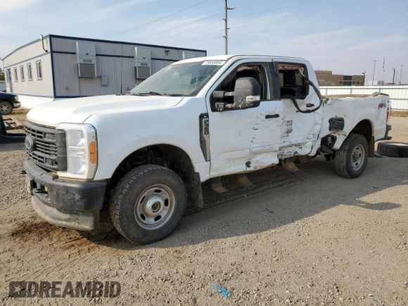 2023 Ford F-350 с VIN 1FT8W3BA3PEC57918, выставлен на аукционе Copart как лот 75550084 с пробегом 36 915 миль миль и Списание • Salvage title. История ставок и продаж доступна на DreamBid. Изображение 1.