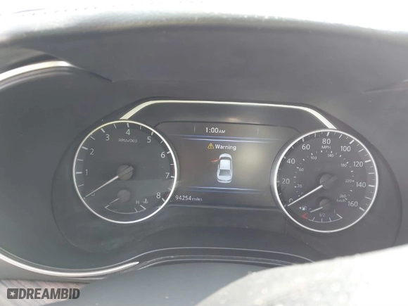 2017 Nissan Maxima SR with VIN 1N4AA6AP2HC401968, listed as a IAAI auction lot 40267157 with 94,254 mi miles. Bid and sale history available at carsss.com. Image 7.