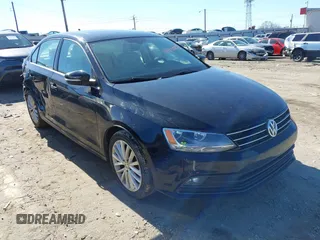 2016 Volkswagen Jetta Sedan 1.8T SEL with VIN 3VWL07AJ5GM212572, listed as a IAAI auction lot 41470003 with 138,988 mi miles. Bid and sale history available at carsss.com. Image 1.