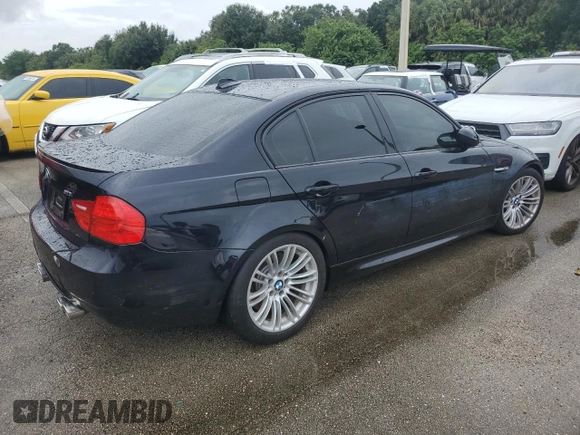2011 BMW M3 z VIN WBSPM9C50BE203757, wystawiony jako Copart lot #74081084 z przebiegiem Nie podano mil oraz Szkoda całkowita • Salvage title. Historia ofert i sprzedaży dostępna na DreamBid. Obrazek 3.