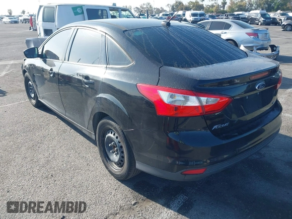 2012 Ford Focus SE with VIN 1FAHP3F26CL236976, listed as a IAAI auction lot 42302561 with 177,476 mi miles and . Bid and sale history available at DreamBid. Image 3.