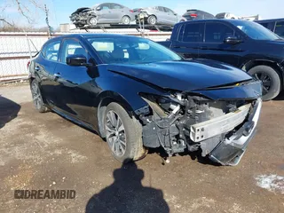2016 Nissan Maxima SV z VIN 1N4AA6AP7GC435032, wystawiony jako IAAI lot #41613039 z przebiegiem 104 274 mil mil oraz . Historia ofert i sprzedaży dostępna na DreamBid. Obrazek 1.