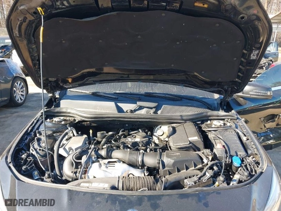 2015 Mercedes-Benz CLA-Class CLA 250 with VIN WDDSJ4GB9FN172842, listed as a IAAI auction lot 41651843 with 118,157 mi miles. Bid and sale history available at carsss.com. Image 10.