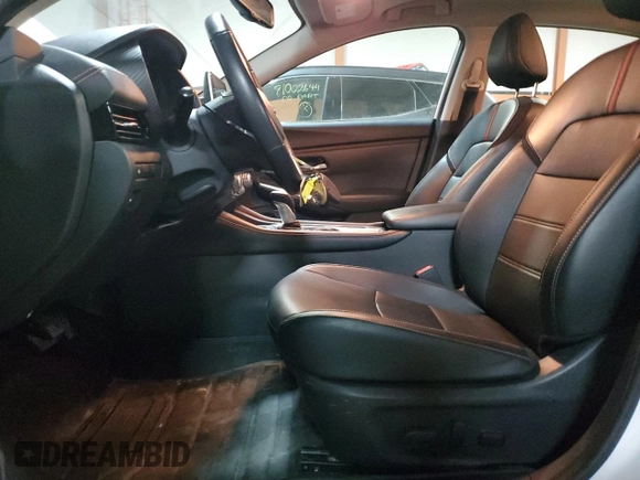 2023 Nissan Sentra SR with VIN 3N1AB8DV9PY300187, listed as a Copart auction lot 81112814 with 17,594 mi miles and Clean Title. Bid and sale history available at DreamBid. Image 7.