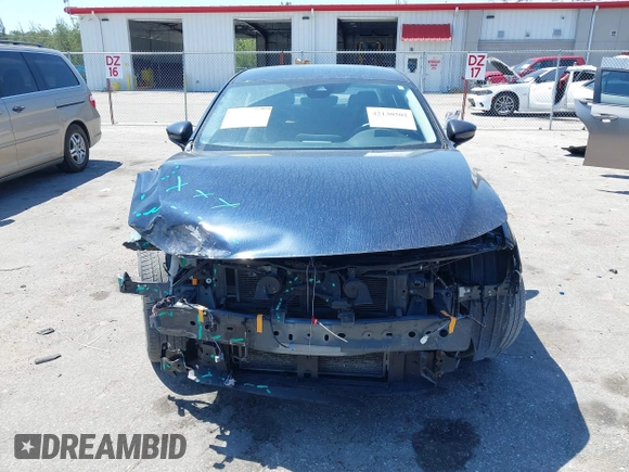 2021 Mazda 3 Select с VIN JM1BPABLXM1326518, выставлен на аукционе IAAI как лот 42130502 с пробегом 82 893 миль миль и . История ставок и продаж доступна на DreamBid. Изображение 12.