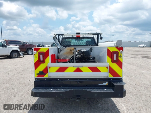 2019 Ford F-250 XL with VIN 1FDBF2A62KEF59427, listed as a IAAI auction lot 42523580 with 80,243 mi miles and . Bid and sale history available at DreamBid. Image 16.