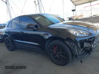 2015 Porsche Macan S with VIN WP1AB2A58FLB51761, listed as a IAAI auction lot 41881994 with 45,540 mi miles. Bid and sale history available at carsss.com. Image 14.