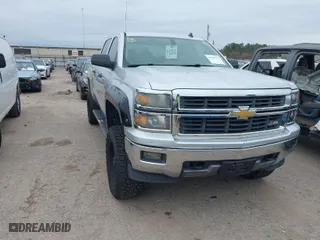 2014 Chevrolet Silverado 1500 LT with VIN 3GCUKRECXEG426462, listed as a IAAI auction lot 41599738 with 193,829 mi miles. Bid and sale history available at carsss.com. Image 1.