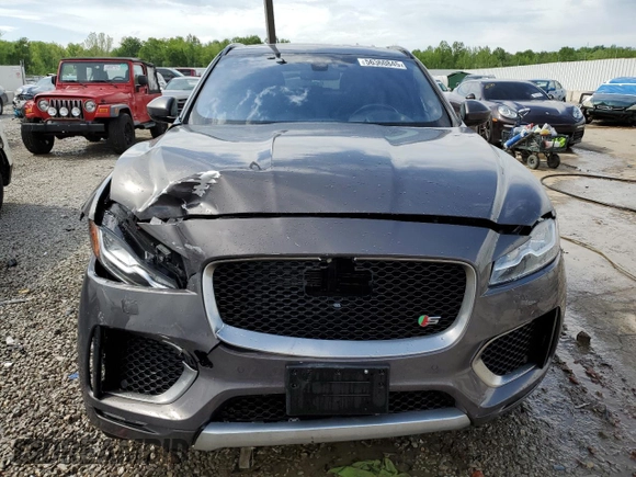 2017 Jaguar F-Pace S с VIN SADCM2BV1HA489685, выставлен на аукционе Copart как лот 56360845 с пробегом 80 862 миль миль и Списание • Salvage title. История ставок и продаж доступна на DreamBid. Изображение 5.