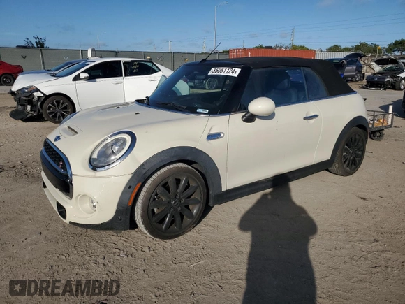 2018 MINI Convertible Cooper S with VIN WMWWG9C54J3E38540, listed as a Copart auction lot 85051124 with 33,589 mi miles and Salvage Title. Bid and sale history available at carsss.com. Image 1.