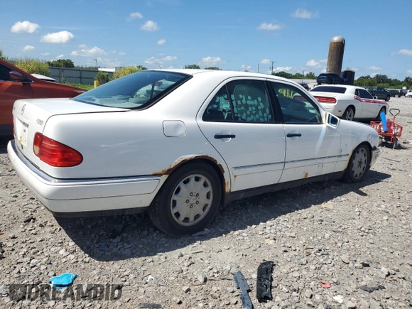 1999 Mercedes-Benz E-Class with VIN WDBJF65H0XA877630, listed as a Copart auction lot 69697454 with 0 mi miles and Salvage Title. Bid and sale history available at carsss.com. Image 3.