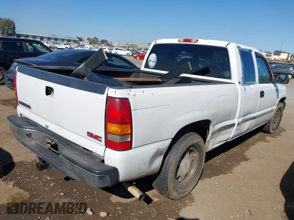 2002 GMC Sierra 1500 SLE with VIN 2GTEC19T621340924, listed as a IAAI auction lot 41518546 with 272,944 mi miles and . Bid and sale history available at carsss.com. Image 4.