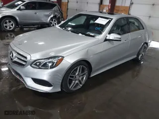 2015 Mercedes-Benz E-Class E 350 Luxury with VIN WDDHF8JB7FB140906, listed as a IAAI auction lot 41616225 with 137,859 mi miles. Bid and sale history available at carsss.com. Image 2.