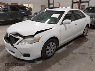 2011 Toyota Camry LE with VIN 4T1BF3EK8BU711388, listed as a IAAI auction lot 41720738 with 233,623 mi miles. Bid and sale history available at carsss.com. Image 2.