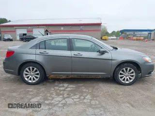 2012 Chrysler 200 Touring with VIN 1C3CCBBB7CN185058, listed as a IAAI auction lot 42289296 with 141,754 mi miles and . Bid and sale history available at DreamBid. Image 14.