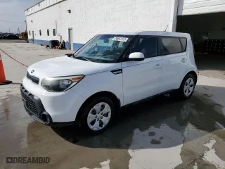 2015 Kia Soul with VIN KNDJN2A29F7224594, listed as a Copart auction lot 52128035 with 100,086 mi miles and Clean Title. Bid and sale history available at carsss.com. Image 1.