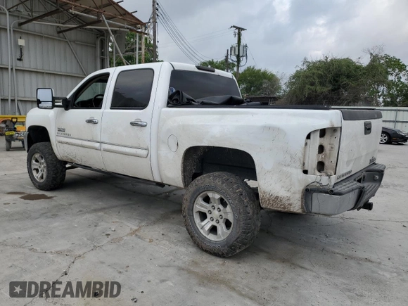 2013 Chevrolet Silverado 1500 LT with VIN 3GCPKSE76DG154143, listed as a Copart auction lot 53521685 with 180,628 mi miles and Salvage Title. Bid and sale history available at DreamBid. Image 2.