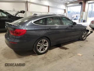 2018 BMW 3 Series 330i xDrive with VIN WBA8Z9C51JG828102, listed as a Copart auction lot 81577104 with 58,782 mi miles and Salvage Title. Bid and sale history available at carsss.com. Image 3.