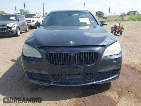 2013 BMW 7 Series 750Li с VIN WBAYE8C5XDD132351, выставлен на аукционе IAAI как лот 42229382 с пробегом 145 088 миль миль и . История ставок и продаж доступна на DreamBid. Изображение 12.