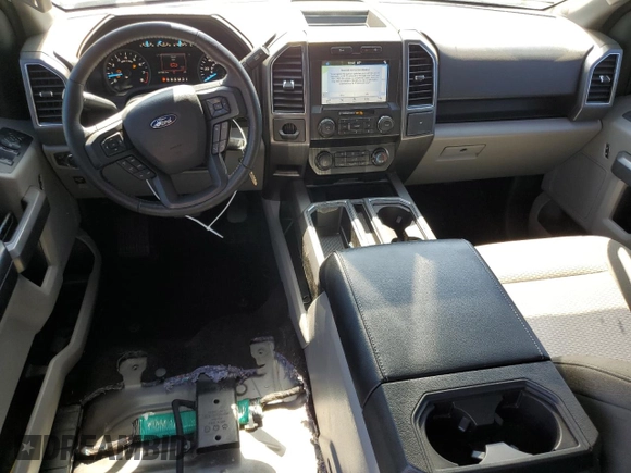 2019 Ford F-150 XL z VIN 1FTEW1CB8KFB43432, wystawiony jako Copart lot #52508165 z przebiegiem 67 302 mil mil oraz Nie do naprawy • Non repairable. Historia ofert i sprzedaży dostępna na DreamBid. Obrazek 8.
