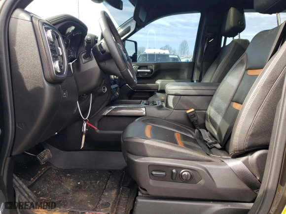 2023 GMC Sierra 2500HD AT4 with VIN 1GT49PE70PF187396, listed as a Copart auction lot 43544445 with 27,432 mi miles and Salvage Title. Bid and sale history available at carsss.com. Image 7.