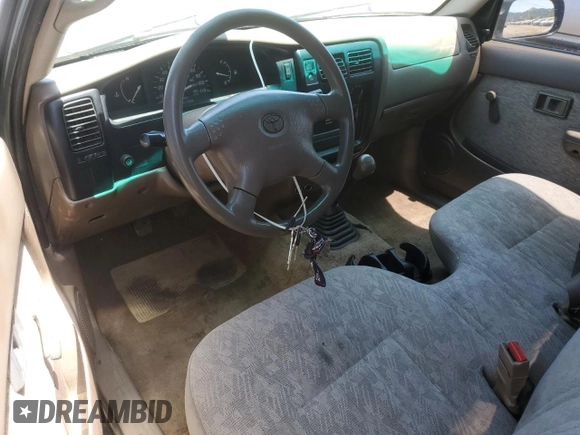 2002 Toyota Tacoma z VIN 5TENL42N72Z110771, wystawiony jako Copart lot #57313875 z przebiegiem 193 343 mil mil oraz Szkoda całkowita • Salvage title. Historia ofert i sprzedaży dostępna na DreamBid. Obrazek 8.