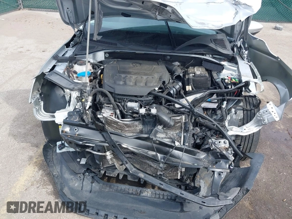 2020 Volkswagen Passat SE with VIN 1VWSA7A31LC027280, listed as a IAAI auction lot 42118675 with 72,165 mi miles and . Bid and sale history available at DreamBid. Image 10.