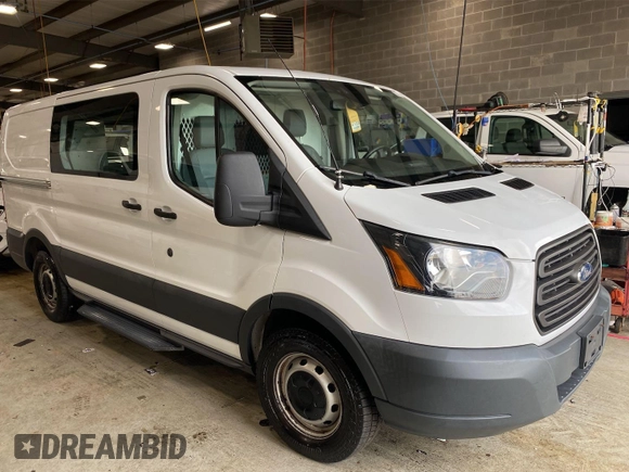 2016 Ford Transit Cargo z VIN 1FTYE1YM3GKB18575, wystawiony jako IAAI lot #42734024 z przebiegiem 186 138 mil mil oraz . Historia ofert i sprzedaży dostępna na DreamBid. Obrazek 5.