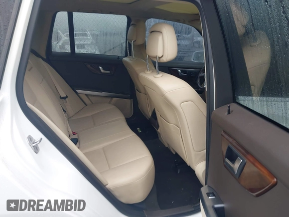 2015 Mercedes-Benz GLK 350 with VIN WDCGG8JB4FG416006, listed as a IAAI auction lot 42179838 with 130,012 mi miles and . Bid and sale history available at DreamBid. Image 8.