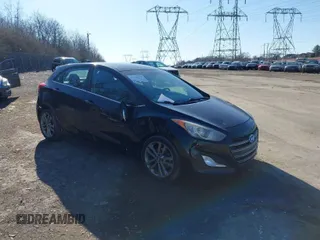 2016 Hyundai Elantra GT with VIN KMHD35LH3GU270474, listed as a IAAI auction lot 41754735 with 164,385 mi miles. Bid and sale history available at carsss.com. Image 1.