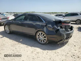 2014 Lincoln MKZ with VIN 3LN6L2GK1ER831756, listed as a Copart auction lot 49974955 with 190,434 mi miles and Salvage Title. Bid and sale history available at carsss.com. Image 2.