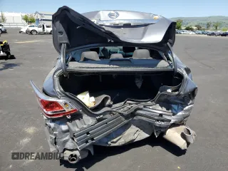 2015 Nissan Altima S with VIN 1N4AL3AP5FC568993, listed as a Copart auction lot 52217885 with Not Provided miles and Salvage Title. Bid and sale history available at DreamBid. Image 6.
