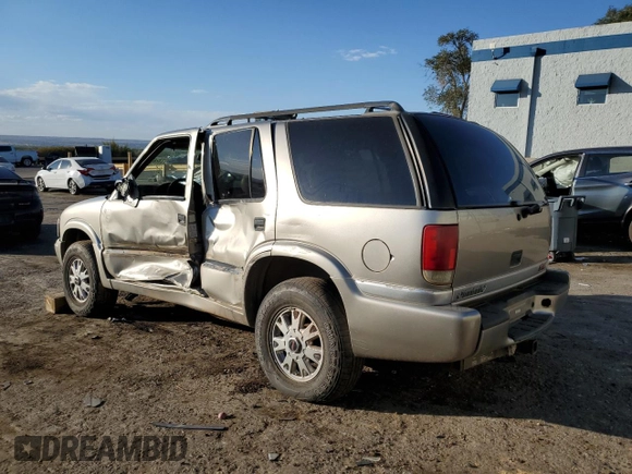2001 GMC Jimmy SLE with VIN 1GKDT13W212223469, listed as a Copart auction lot 73249724 with 171,606 mi miles and Salvage Title. Bid and sale history available at carsss.com. Image 2.