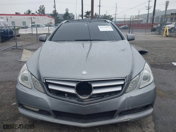 2011 Mercedes-Benz E-Class E 350 with VIN WDDKJ5GB6BF113516, listed as a IAAI auction lot 41735933 with 143,351 mi miles. Bid and sale history available at carsss.com. Image 12.