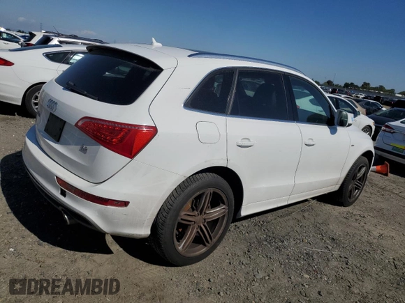 2010 Audi Q5 Prestige with VIN WA1WKAFP8AA011977, listed as a Copart auction lot 54874125 with 154,192 mi miles and Clean title. Bid and sale history available at DreamBid. Image 3.
