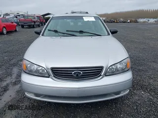 2002 Infiniti I35 Luxury with VIN JNKDA31A22T005398, listed as a IAAI auction lot 41818757 with 165,228 mi miles. Bid and sale history available at carsss.com. Image 12.