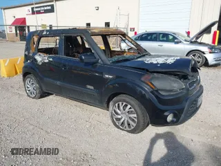 2012 Kia Soul with VIN KNDJT2A55C7365240, listed as a IAAI auction lot 41902745 with 1 mi miles. Bid and sale history available at carsss.com. Image 1.