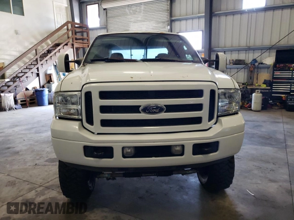 2006 Ford Super Duty F-250 XL with VIN 1FTSW21P16EC01643, listed as a Copart auction lot 43089035 with 123,873 mi miles and Salvage Title. Bid and sale history available at carsss.com. Image 5.